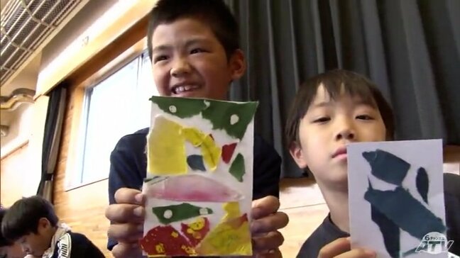 子どもたちが御朱印の台紙作りに挑戦 地元の宵宮で販売して“豪雪”の被害受けた神社の修繕に向けた取り組みを後押し 青森県弘前市|TBS NEWS DIG