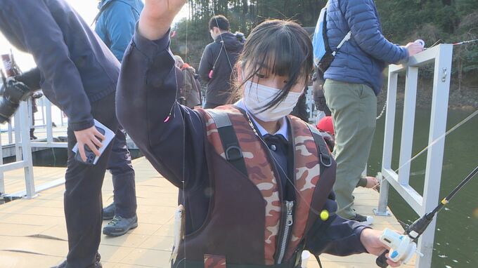 「達成感がすごかった」卒業前の思い出づくり　小学6年生が「ワカサギ釣り」　山口・下関　|　山口のニュース・天気・防災｜tys NEWS｜ｔｙｓテレビ山口