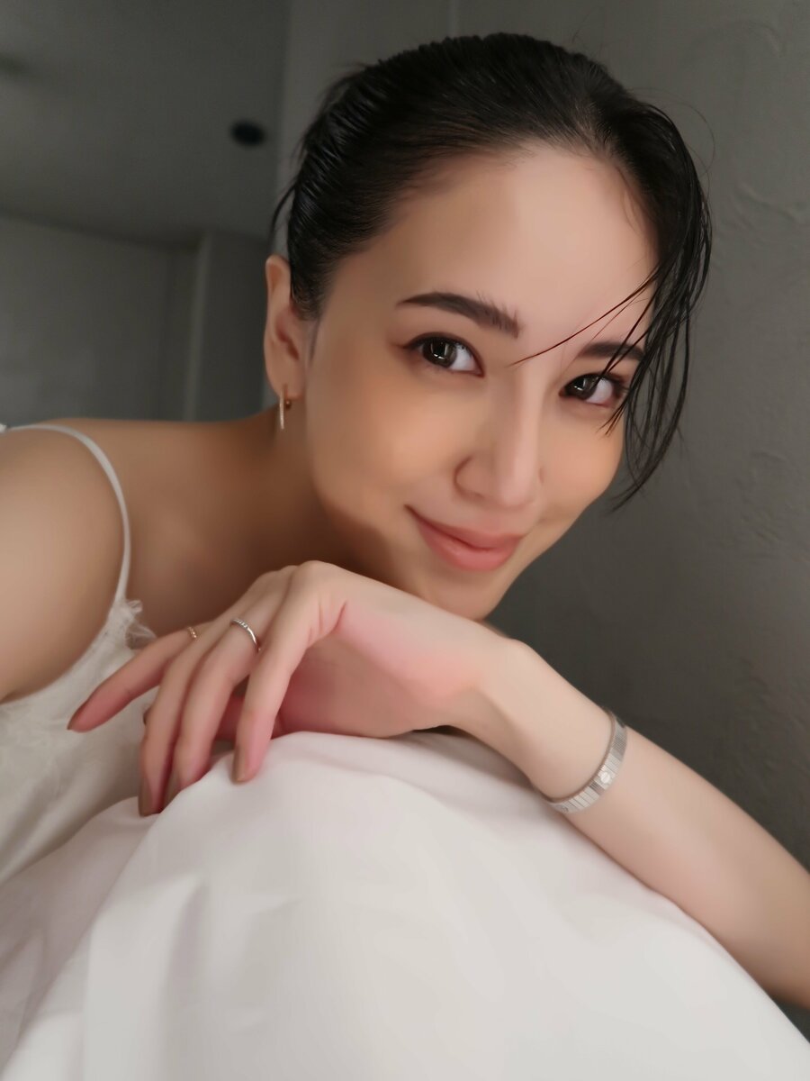 藤井夏恋 】30歳の誕生日に妊娠を報告「お腹の中で育まれていく小さな