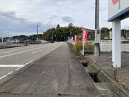 未明の市道路肩にうつ伏せの男性　顔面から出血 70～80代で素足にサンダル　搬送先で死亡を確認　司法解剖で死因や身元の特定へ　富山・氷見市　|　富山のニュース｜天気・防災｜チューリップテレビ