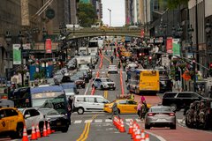 テスラのロボタクシー事業、ＮＹ進出を視野か－求人広告が示唆| TBS CROSS DIG with Bloomberg