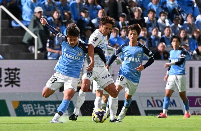 ジュビロ磐田 前半だけで4失点…リーグ戦連勝ならず 徳島に0-4【J2リーグ第33節速報】|TBS NEWS DIG