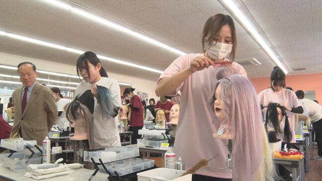 個性豊かなスタイル表現競う 島根県浜田市でヘアコンテスト|TBS NEWS DIG