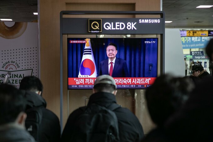 韓国大統領「国民に心から謝罪」、非常戒厳巡り－進退は与党に一任