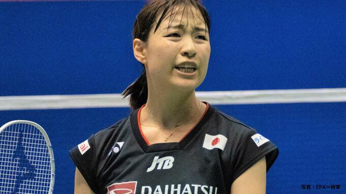 奥原希望、女子シングルス決勝で棄権 コート上で苦悶の表情に涙　初優勝は20歳の杉山薫【全日本総合バドミントン】|TBS NEWS DIG