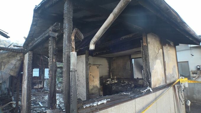 「炎が吹き出していた」住宅1棟を全焼・焼け跡から１人の遺体を発見　90代男性と連絡取れず　|　SBC NEWS | 長野のニュース | SBC信越放送