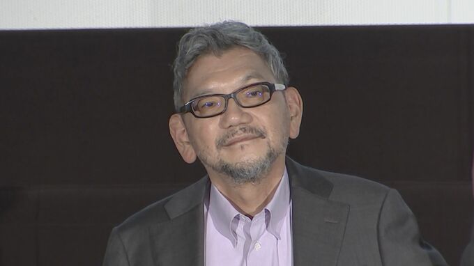 『エヴァ』庵野監督　左脚骨折の詳細　妻の安野モヨコさん「折れたというより割れた」「監督は怪我の理由を公開したくない」　レントゲン写真公開し説明|TBS NEWS DIG