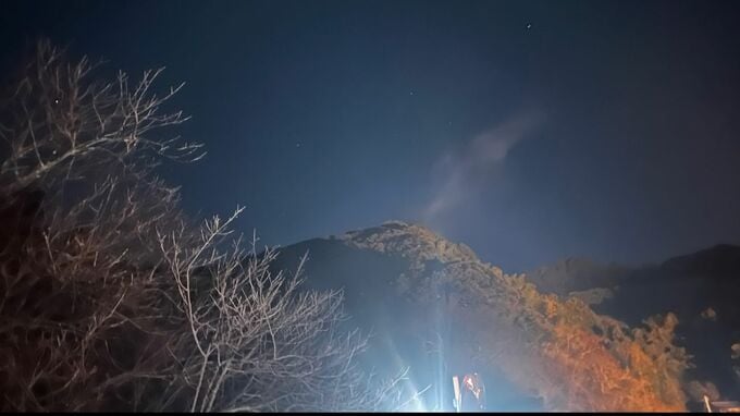 高知市春野町で28日夕方に山林火災発生　午後7時28分に延焼拡大阻止し今のところ住宅への被害確認されず【高知】|TBS NEWS DIG