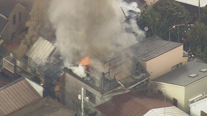 杉並区阿佐谷北で住宅火災　住宅9棟が燃える　けが人なし　東京消防庁|TBS NEWS DIG