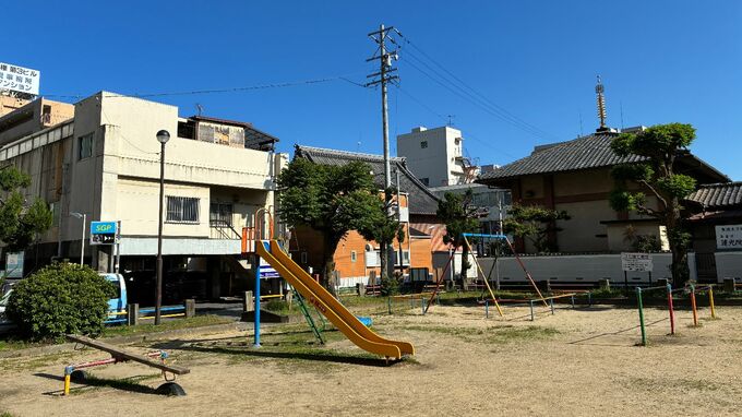 “人違い”で声をかけた10代男性に…暴行加え骨折など全治3か月の重傷負わせた疑い 10代の少年4人を逮捕 いずれも容疑認める 三重･津市の公園|TBS NEWS DIG