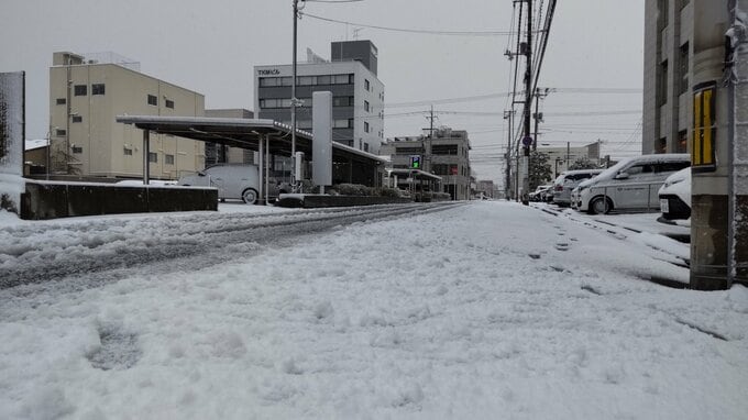 鳥取で「初雪」　平年より１２日、去年より３日遅く　|　BSSニュース | BSS山陰放送