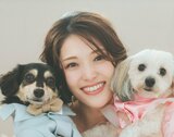 【 松村沙友理 】 結婚と妊娠を報告 「わんこも二匹に増え、守るものができたことで、日々の気持ちがより豊かになり、たくさんのパワーをもらっています」|TBS NEWS DIG