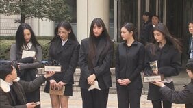 韓国「NewJeans」メンバー全員が事務所復帰へ　1年の対立経て|TBS NEWS DIG