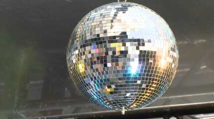 希少　昭和レトロ　ミラーボールカーテン　ディスコボールのれん　新品未開封 希少 昭和レトロ ミラーボールカーテン ディスコボールのれん 新品未