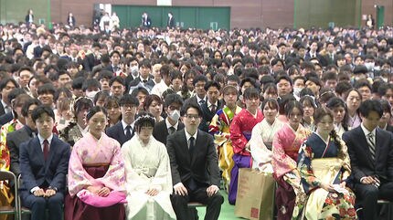 資格取得、勉強頑張りました」福岡大学で卒業式 約4000人が門出 | 福岡