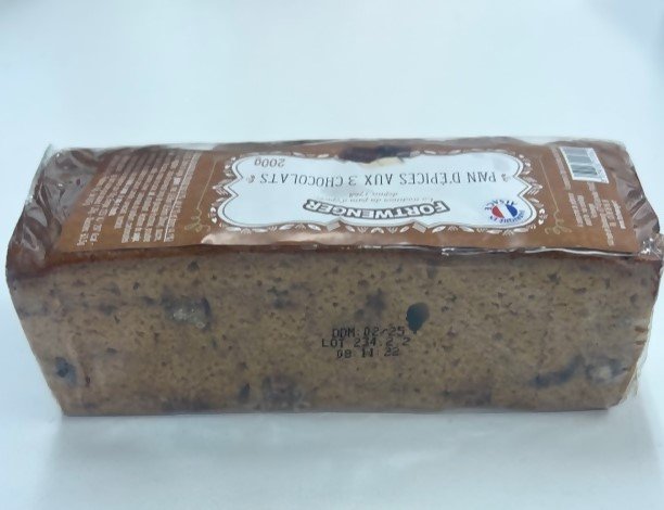 阪急うめだ本店の催事で販売の洋菓子に「幼虫」が混入　販売店が自主回収を発表|TBS NEWS DIG