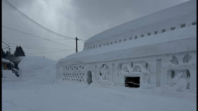 青森県酸ヶ湯で積雪500センチを超える！そんな中、山形県西川町では積雪が514センチに！隠れ積雪日本一の町とは|TBS NEWS DIG