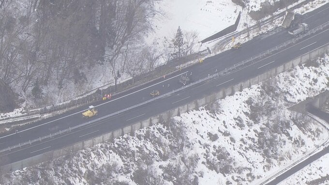 【速報】関越道で67台多重事故　午後1時に全区間の通行止め解除へ　NEXCO東日本　午前9時30分現在|TBS NEWS DIG