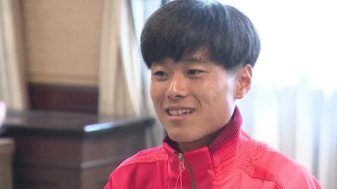 パリパラのマラソンで視覚障害選手の伴走で銅メダル ガイドランナーの山下克尚さんに愛顔のえひめ文化・スポーツ賞　|　愛媛のニュース - Nスタえひめ｜あいテレビは6チャンネル