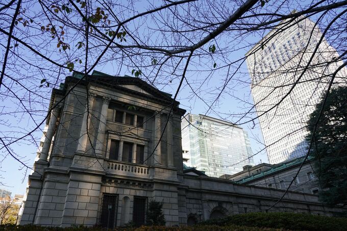 長期金利は緩やかに上昇、日銀利上げ頓挫なら低下も－2025年の展望