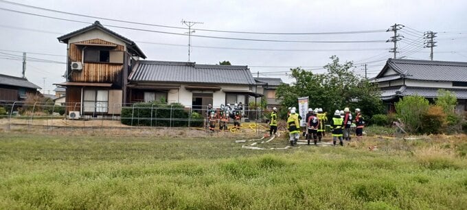 顔などにやけど 男性をドクターヘリで搬送 住宅の２階部分焼ける火事 愛媛・今治|TBS NEWS DIG