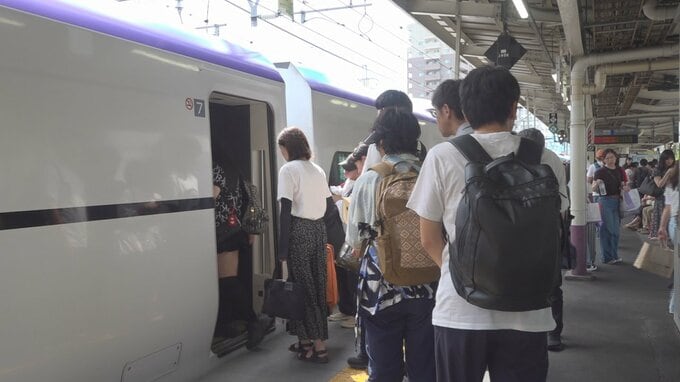 お盆休みのUターンラッシュがピーク　JR甲府駅は混雑　|　山梨のニュース | ＵＴＹテレビ山梨