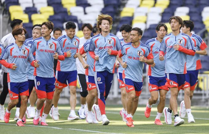 サムライブルーに日本株投資家も熱視線、W杯関連銘柄への追い風期待