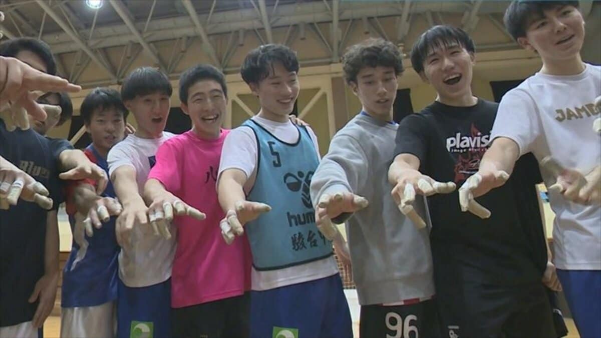 自分たちの代で歴史変える」駿台甲府高校ハンドボール部 全国大会で初