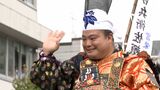 ドラムさんが三島にやってきた!頼朝役で"旗挙げ行列"に参加 「貫禄があった」多くのファンが沿道に=静岡・三島市 | 静岡のニュース | SBSNEWS | 静岡放送