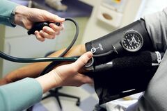 H-1Bビザ高額手数料、医療界にも波紋－米政権は医師免除の可能性示唆| TBS CROSS DIG with Bloomberg