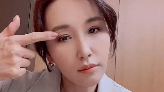【鈴木紗理奈さん】　「どんどん右目が垂れ下がって」　眼瞼下垂を公表|TBS NEWS DIG