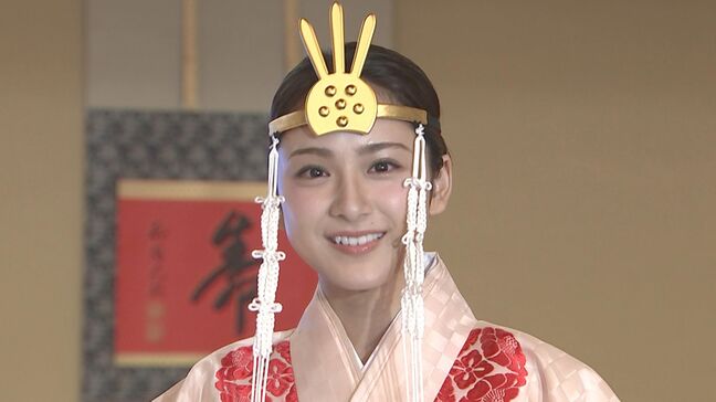 【 平祐奈 】　本物の神職として節分祭に登場　「古事記の解読から」「お辞儀の角度とか学んで」　國學院大學で神職資格を取得　「いろんな方とご縁を繋いでいけるように」|TBS NEWS DIG