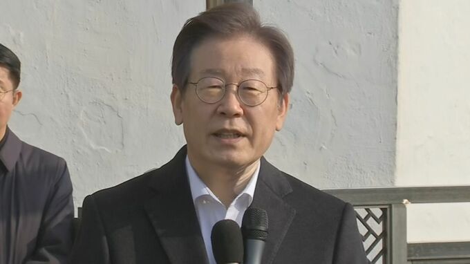 韓国最大野党代表襲撃事件、検察が66歳の男を起訴　検察「男は代表を北朝鮮に従う勢力と考え敵対視、人間の首を刺す練習繰り返した」