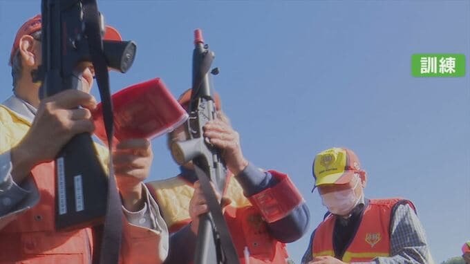 「クマがどう動くか分からないので」クマ出没を想定　緊急銃猟の訓練　町と警察、猟友会など射撃までの手順を確認　山梨・身延町|TBS NEWS DIG