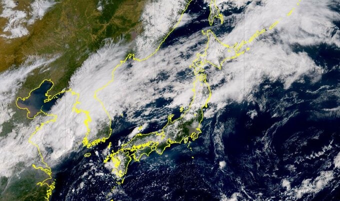 【大雨情報】前線通過で北陸は大雨に…17日〜18日は雷を伴う激しい雨に注意　土砂災害や低い土地の浸水、突風、ひょうへの警戒呼びかけ【雨と風のシミュレーション】　|　富山のニュース｜天気・防災｜チューリップテレビ