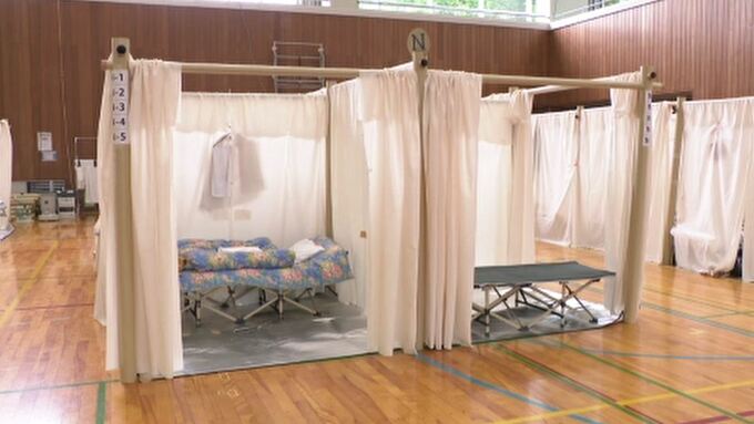 避難生活続ける人の課題探る 馳浩知事が避難所を視察　|　石川県のニュース｜MRO北陸放送