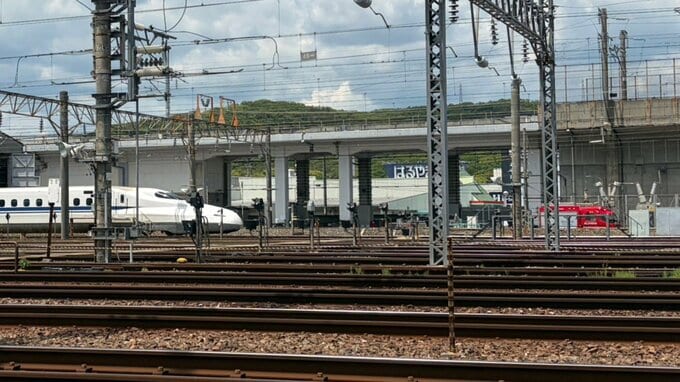 新幹線の車両基地で「炎が見える」と通報…「カラス」が高圧線に触れ感電か【岡山】|TBS NEWS DIG