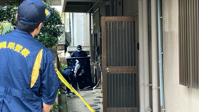 ゲーム喫茶に強盗　押し入った男が現金数万円を奪い逃走中　与那原町|TBS NEWS DIG