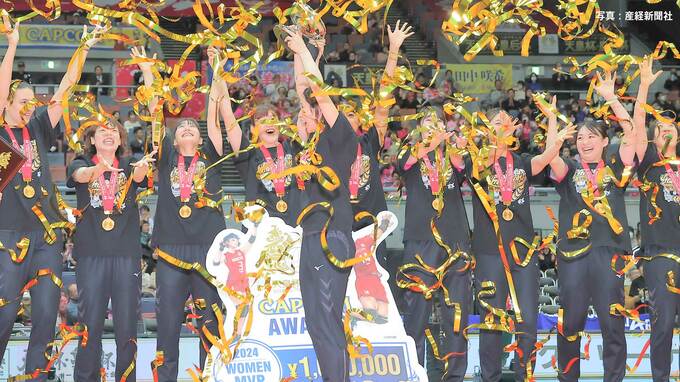 ヴィクトリーナ姫路が悲願の初優勝！崖っぷちからフルセットの末SAGA久光に逆転勝利【皇后杯・全日本選手権】|TBS NEWS DIG