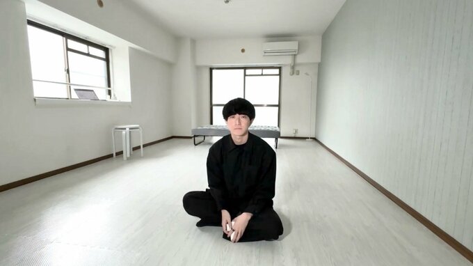 ワンルーム・服は１０着　”手ぶらで生きる”「ミニマリストしぶ」　２９歳男性の生き方が支持される理由|TBS NEWS DIG