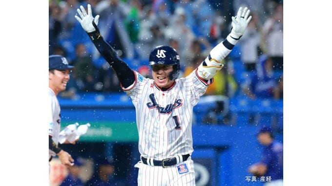 【ヤクルト】リーグ最多今季8度目サヨナラ勝ち！ 山田が2号代打決勝弾 2連勝で最下位と”2”差に広げる 3点差を逆転 ウォルターズ3勝目|TBS NEWS DIG