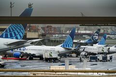 米空港セクターの見通し、ムーディーズが「ネガティブ」に引き下げ| TBS CROSS DIG with Bloomberg