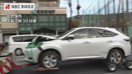 佐世保工業高校横の踏切で松浦鉄道の列車と車が衝突 けが人なし | 長崎
