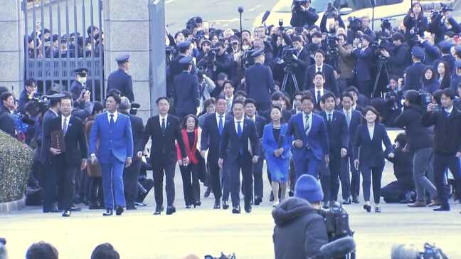 「日本を前に進めていきたい」特別国会が召集され新人議員が初登院　国政への決意は　巨大与党に対峙する野党議員は・・・|TBS NEWS DIG