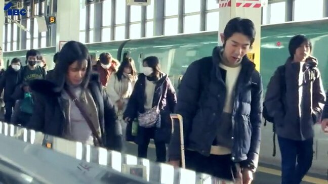 「子どもが小さいので　かわいいところを見てほしい」年末年始の帰省ラッシュ　下り新幹線は30日がピーク|TBS NEWS DIG