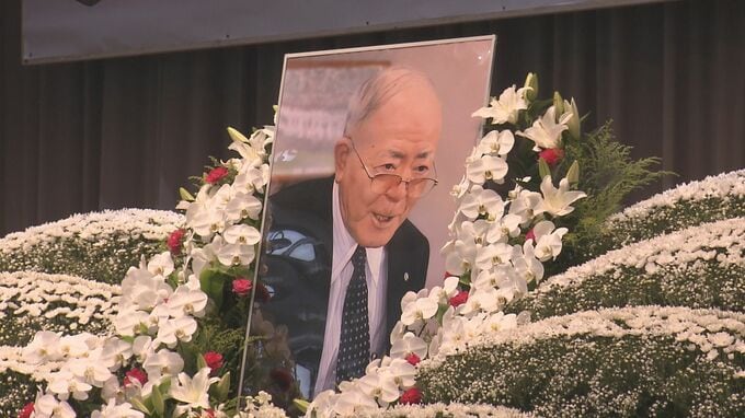 尚学学園の創設者・名城政次郎氏の「学校葬」しめやかに　沖縄尚学高校から多くの人材を輩出　|　沖縄のニュース｜RBC 琉球放送