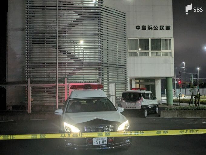 「男性が背中を刺された」複数の刃物を所持した男が公民館に現れる 会合の参加者が刺され死亡 サバイバルナイフのような刃物で犯行か=静岡県警|TBS NEWS DIG