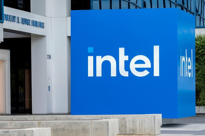 米政府、インテルの株式約10％取得で合意－補助金活用し異例の措置