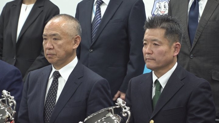 逮捕術など警察職務の技術を競う大会　南甲府警察署と大月警察署に表彰状贈られる　山梨