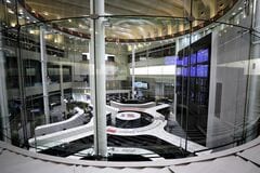 日本株下落、決算発表受けて電機安い－日立や京セラの値下がり目立つ| TBS CROSS DIG with Bloomberg